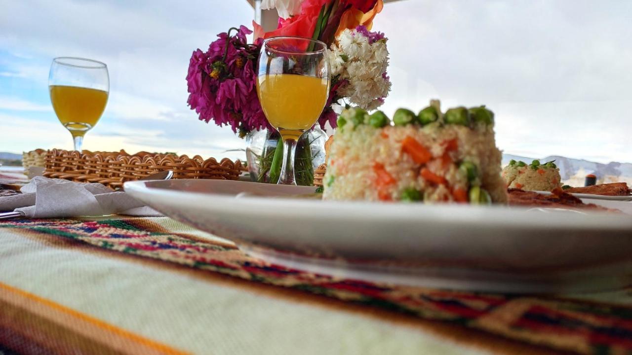 Uros Maya Lodge Пуно Екстер'єр фото