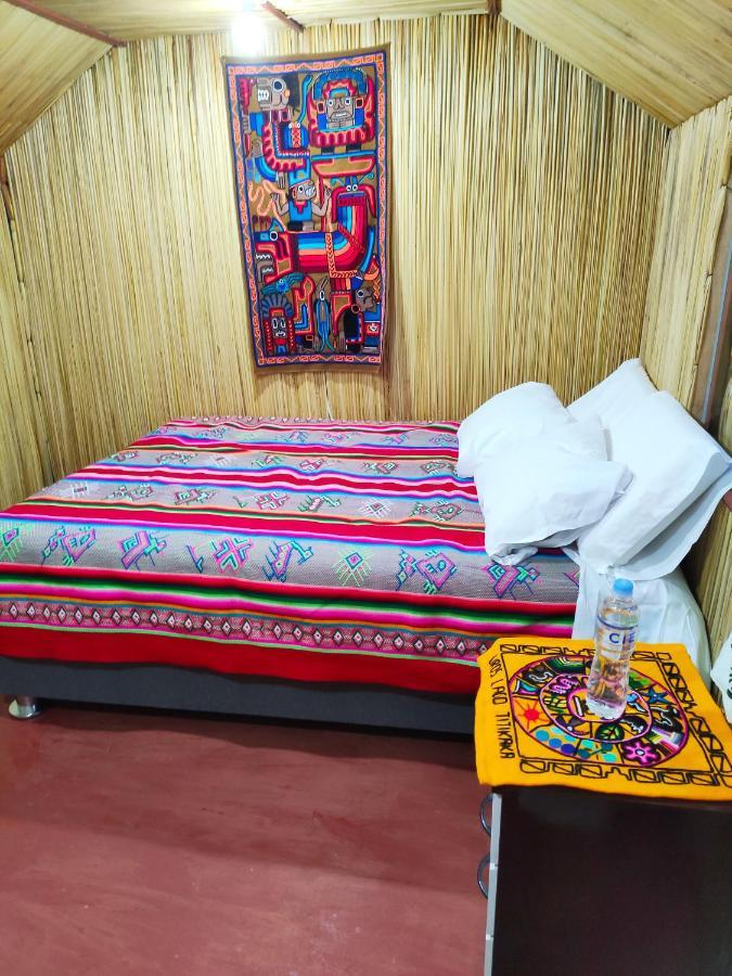 Uros Maya Lodge Пуно Екстер'єр фото