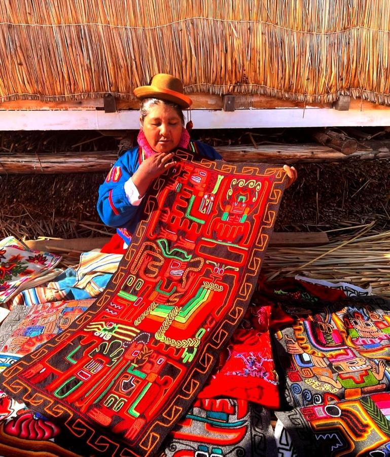 Uros Maya Lodge Пуно Екстер'єр фото